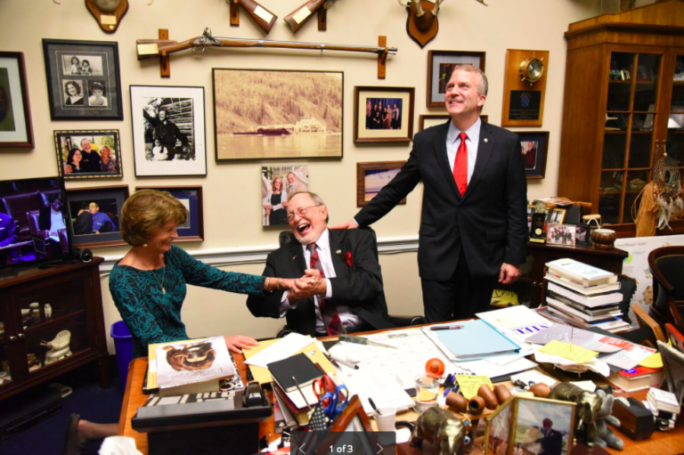 Swearing in day in DC for Murkowski, Young
