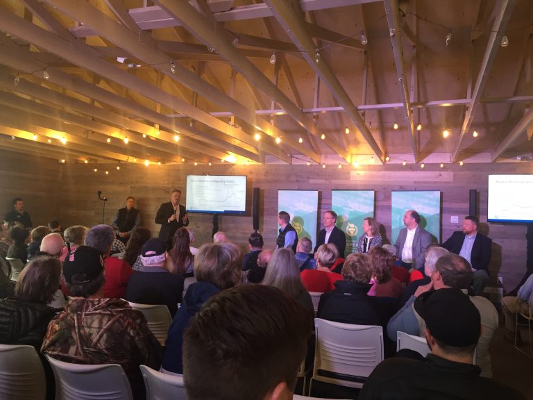 Mat-Su event was polite, supportive toward Dunleavy plan