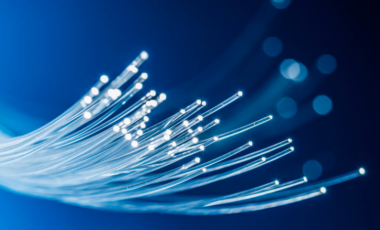 MTA to build fiber optic cable to Canada, link to Lower 48
