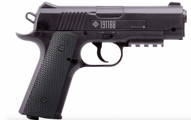 Man aims replica gun at cops, ends up full of holes