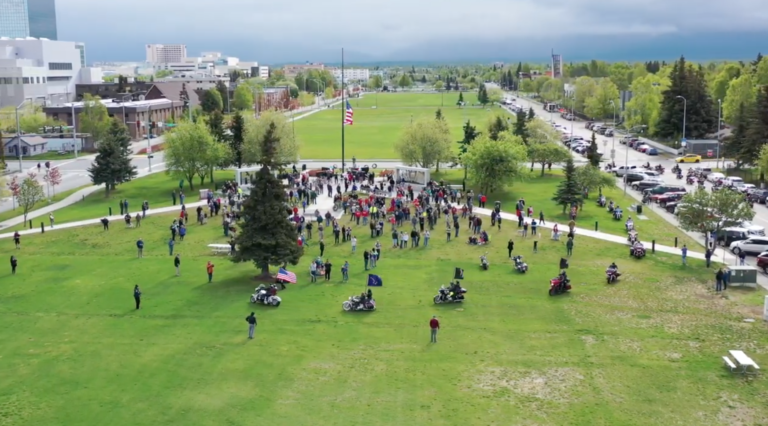 Acting mayor announces a return of traditional Memorial Day ceremony