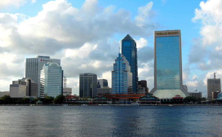 Republican convention will limit attendees to delegates