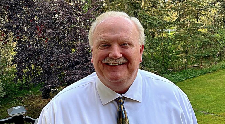 Mike Robbins jumps in for Anchorage mayor