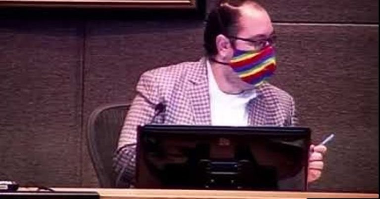 Dirty tricks: Municipality neuters recall application, says petition sponsors can’t hire signature gatherers?