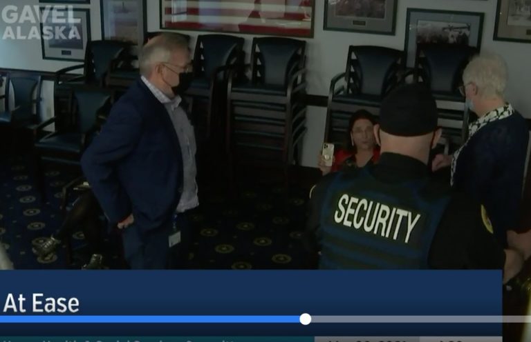 Reinbold escorted from meeting for violating mask rule