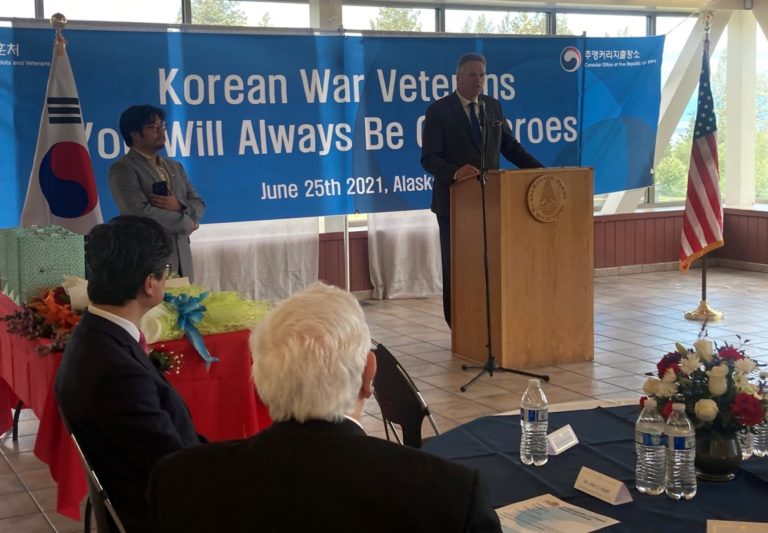 Fake news alert: Operative Scott Kendall tries to shame governor for being out of state, but his troll work comes up short