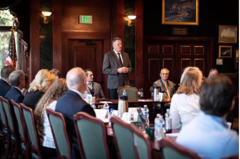 Dunleavy holds cabinet meeting in Fairbanks