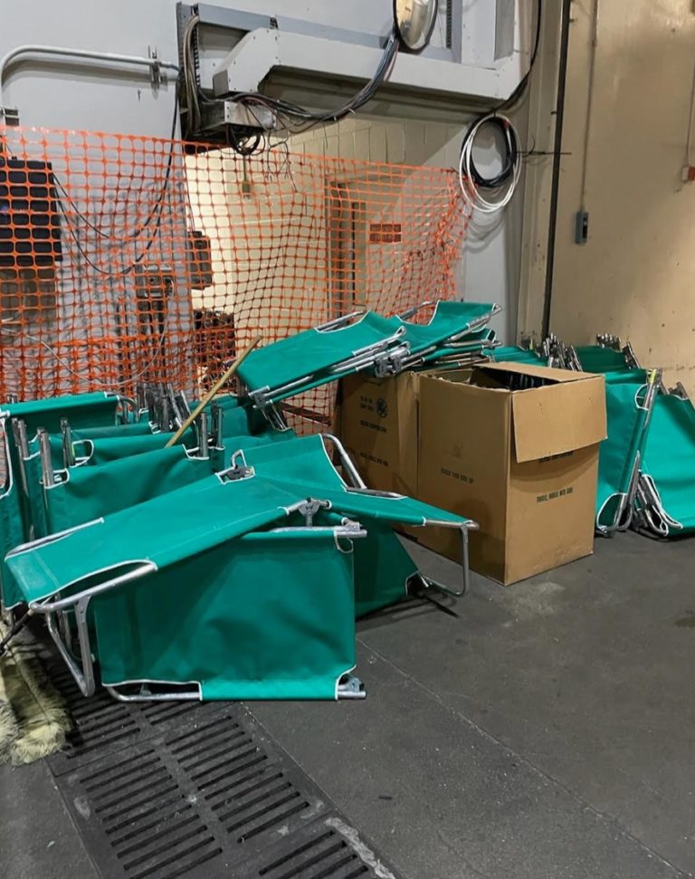 Handoff at homeless shelter from Bean’s Cafe to new contractor was rough on clients