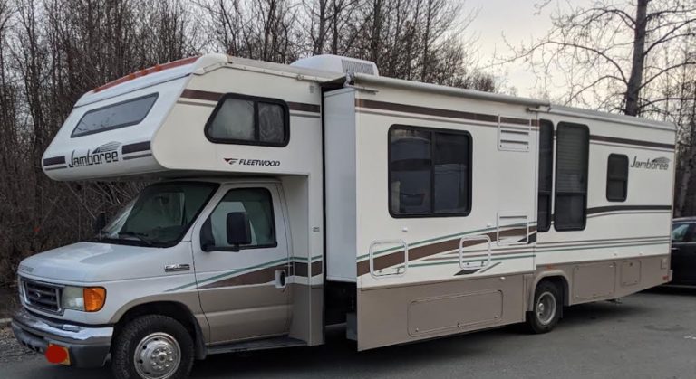 RV is back at Election Central in Anchorage to keep an eye out for election fraud