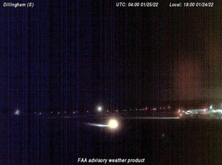 Alaska Airlines plane stuck in Dillingham