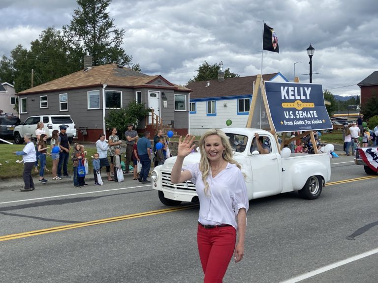 Notes from the trail: Candidates on parade