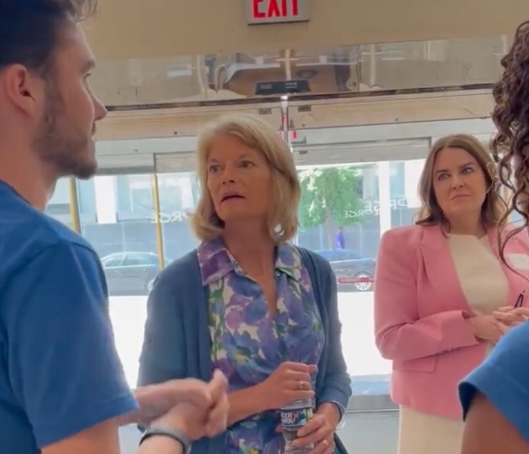 Murkowski gun comment raises red flag with Tshibaka