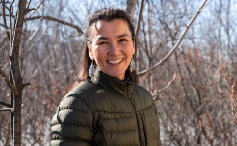 Notes from the trail: Peltola to be sworn in on Tuesday