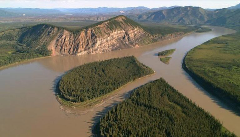 Yukon Lock-Up Reversal Favors Industry Over Environmental Concerns 