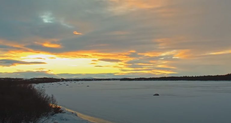 Ice thickness around state may give clue to spring breakup