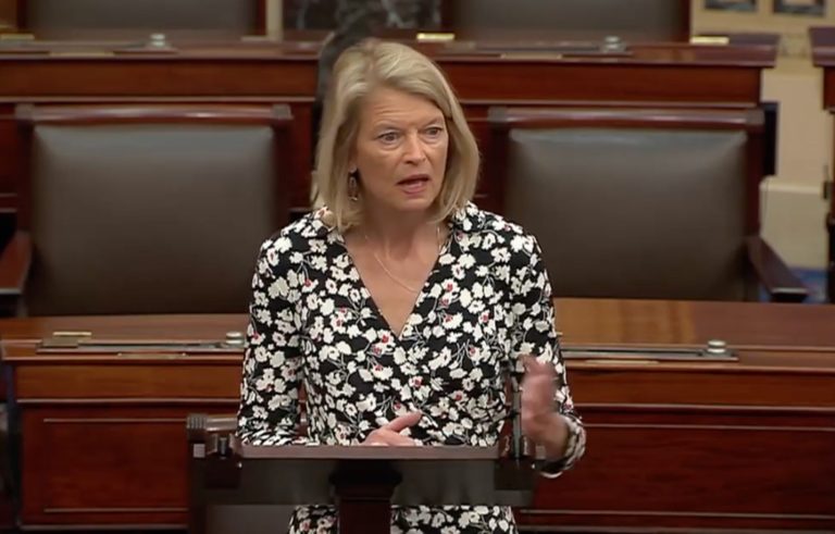 Murkowski disappointed that ERA didn’t pass in time, deadline expired