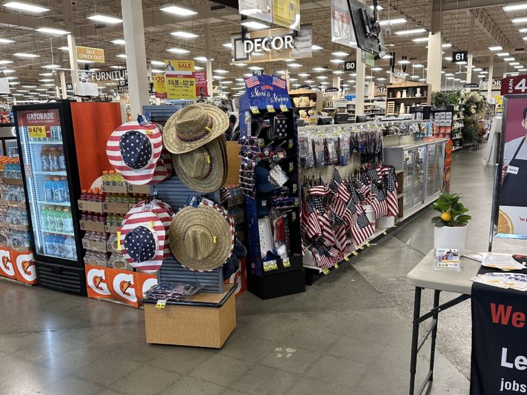 Alaska top Democrats oppose Kroger-Albertsons merger