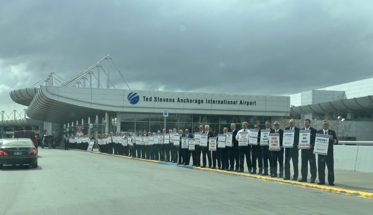 FedEx pilots on informational picket Wednesday say they’re done negotiating, ready to walk