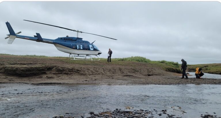 Bodies retrieved, identified from Wainwright-area helicopter crash