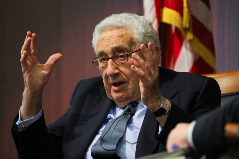 Passing: That time Henry Kissinger visited Alaska on his way to a secret trip to China