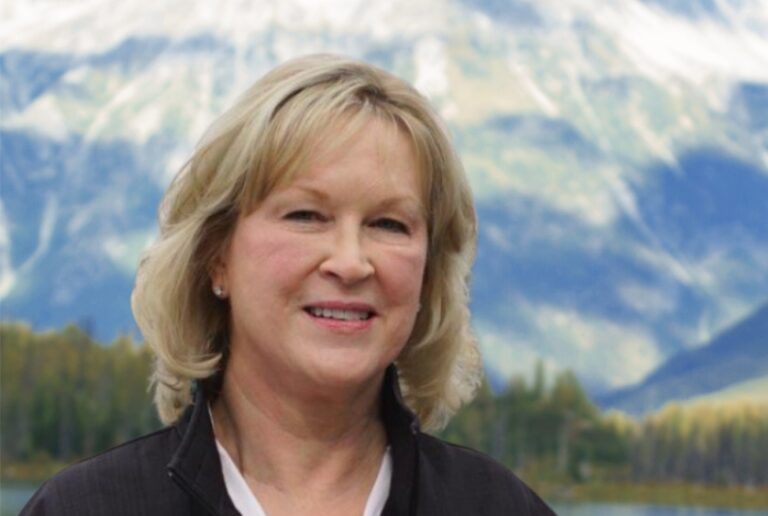 Trump endorses Dahlstrom for Congress