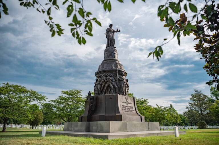 Judge places temporary hold on removal of Arlington’s ‘Reconciliation Memorial’ to confederate soldiers