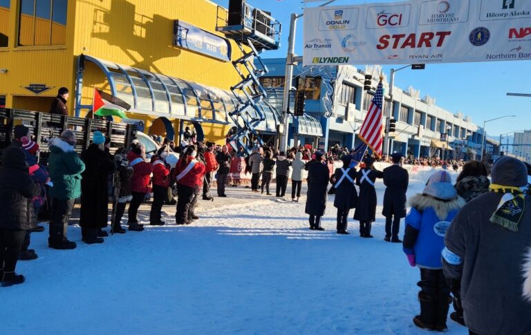 Pro-Hamas flag flies in face of Iditarod mushers, spectators in Anchorage