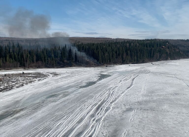 Breaking: Douglas DC-4 crashes near Fairbanks