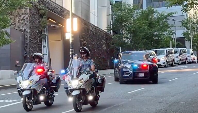 Biden arrives in Seattle, dotes on county executive’s young daughter, hints at White House spot for Inslee