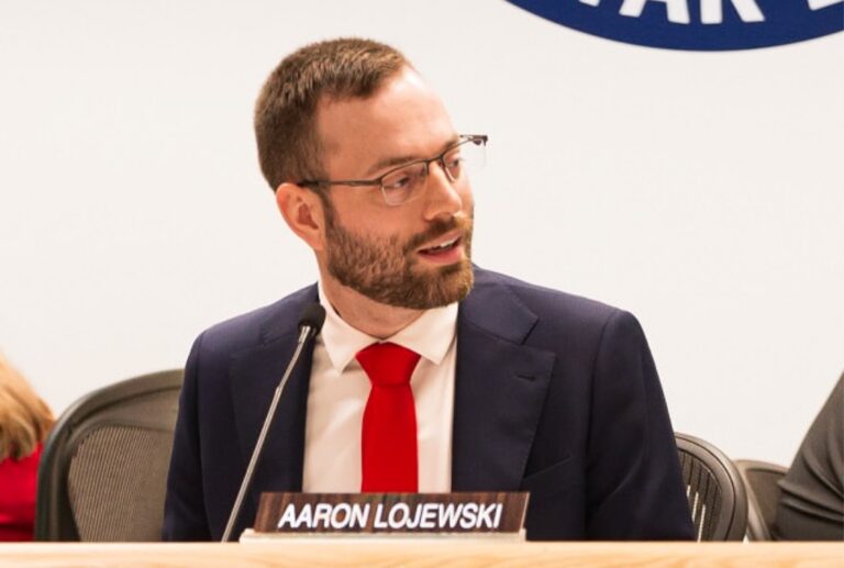 Aaron Lojewski drops bid for mayor of Fairbanks North Star Borough, leaving three on ballot