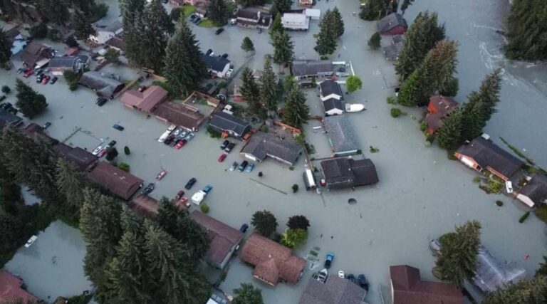 Juneau Assembly agrees to fund river barricades to possibly prevent future floods