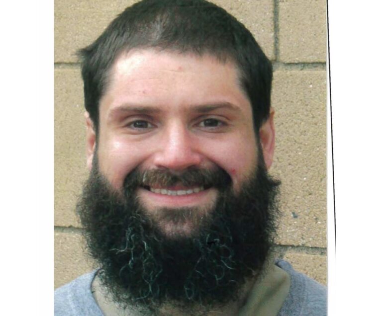 Alaska leftists picked federal prisoner as their second choice after Peltola for Congress
