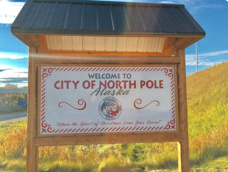 North Pole voters have a choice for mayor, council