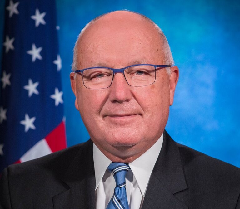 Pete Hoekstra nominated as ambassador to Canada