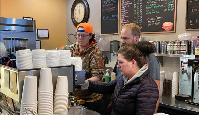 Anchorage loses another downtown business