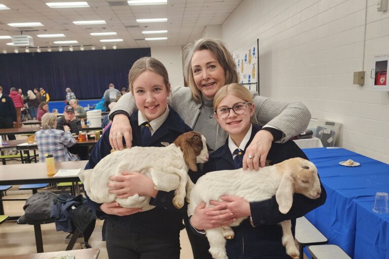 Foodies and foragers: Palmer Food Security Workshop