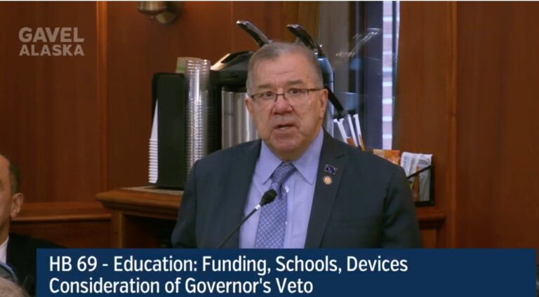 Fizzled fast: Democrats fail to override governor’s veto of spendy education bill