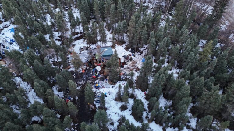 Video: An eye-popping drone’s-eye tour of elaborate, makeshift shelters popping up in Anchorage