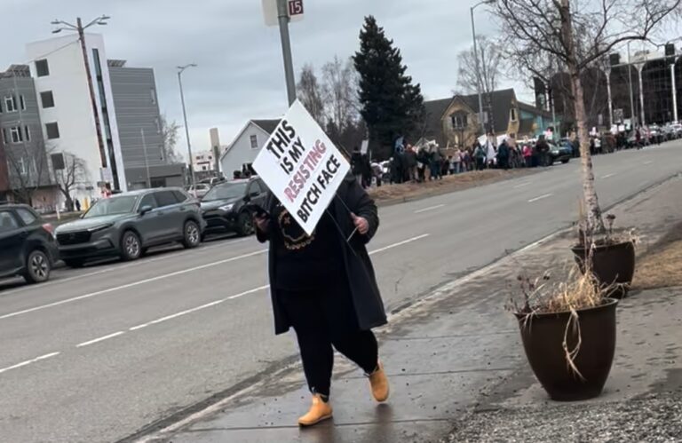 Video: Alaska’s Kamala Harris voters protest Trump