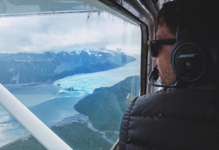 Plane that crashed in San Diego was registered to Alaska-based company