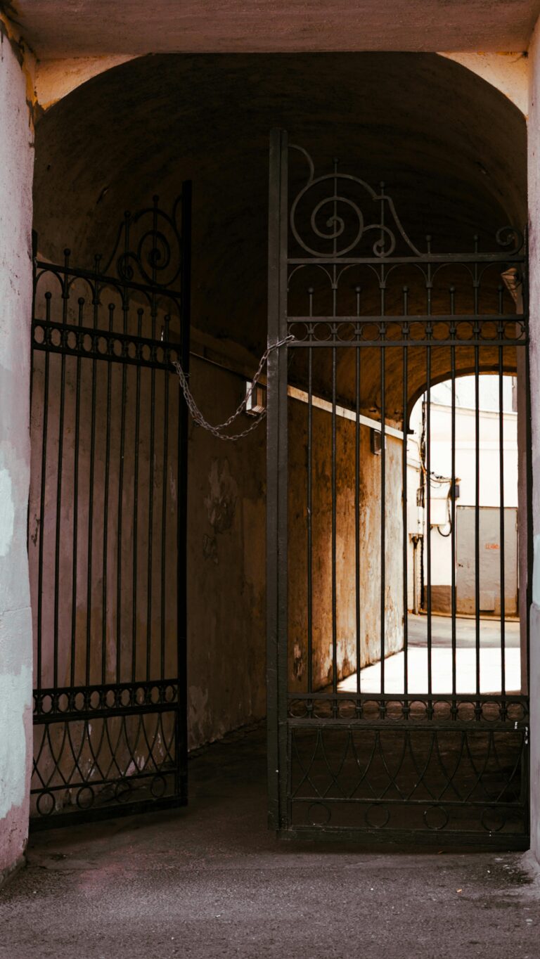 Gatekeeping as the Core Political-Economic Diagnostic: England’s Feudal State vs. Alaska’s Neo-Feudal State 